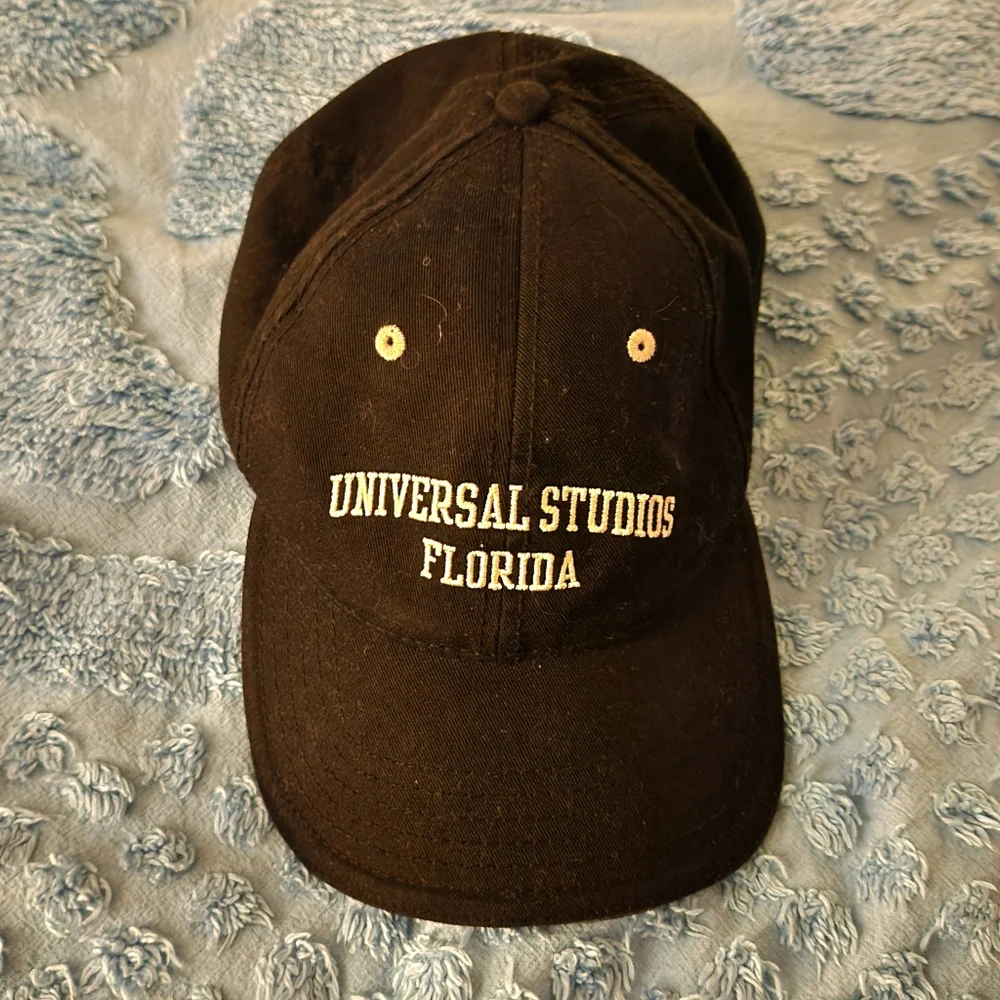 Universal Studios Florida black baseball style hat, adjustable one size - Picture 2 of 6